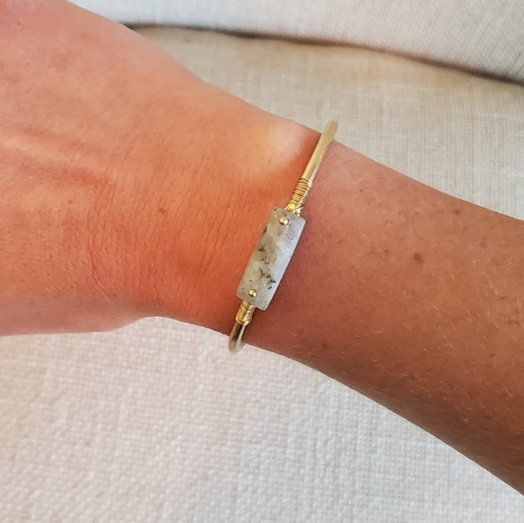 Handmade Stone Bangle - Picture 4 of 4